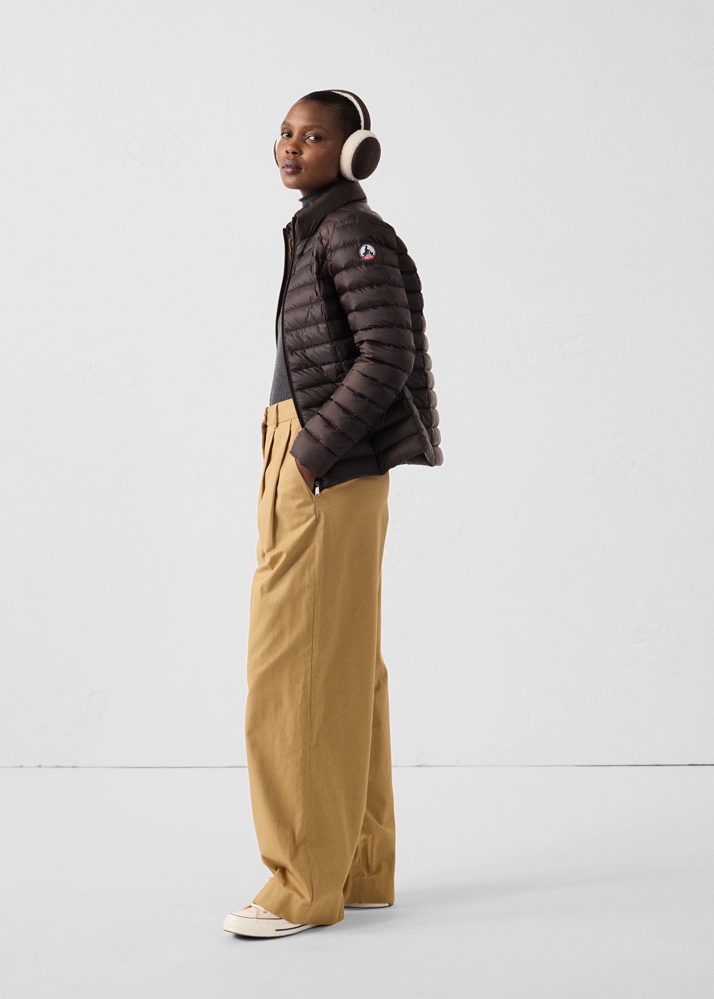 Cache-oreilles Café noir Fuzzy