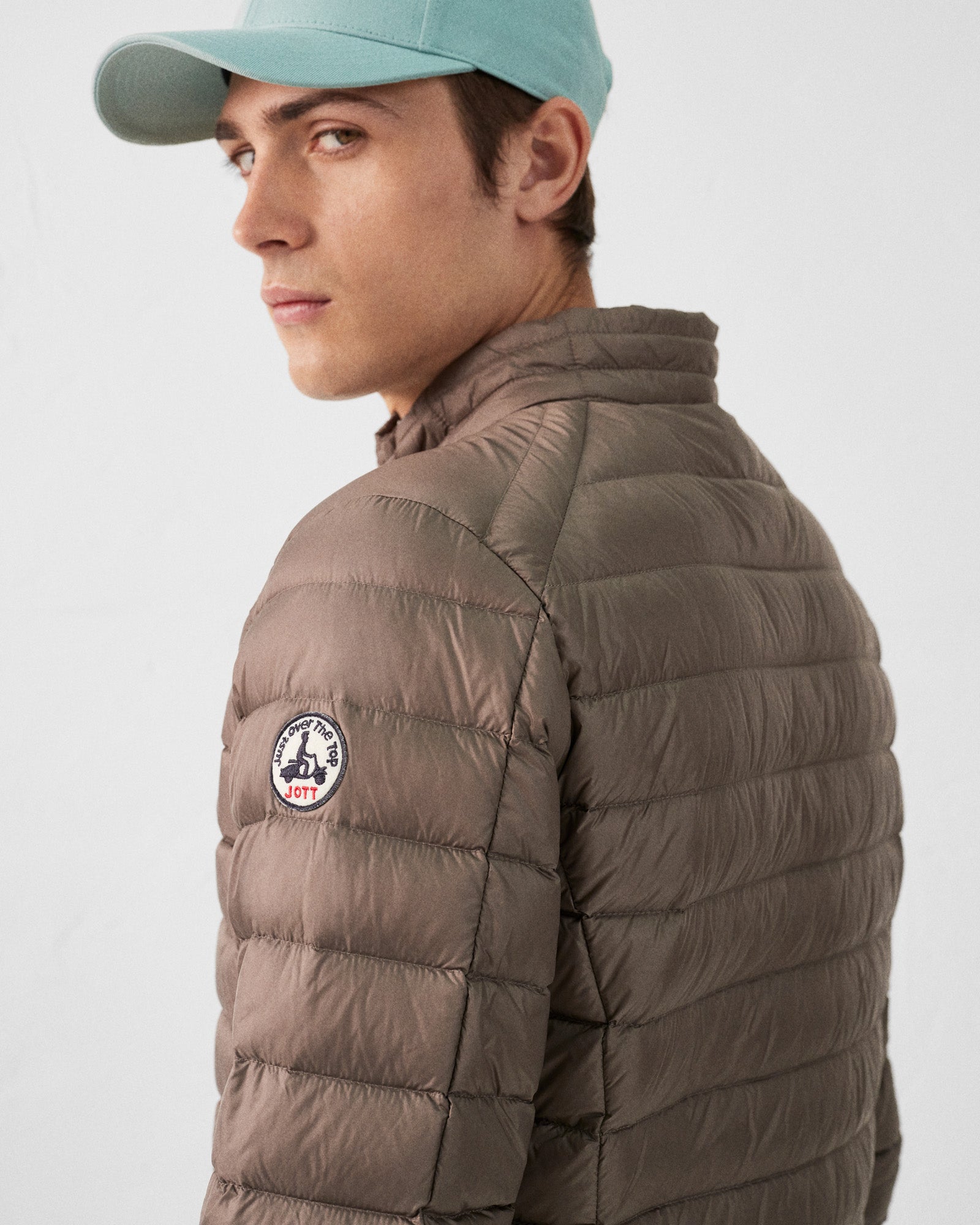 Doudoune légère Taupe Mat