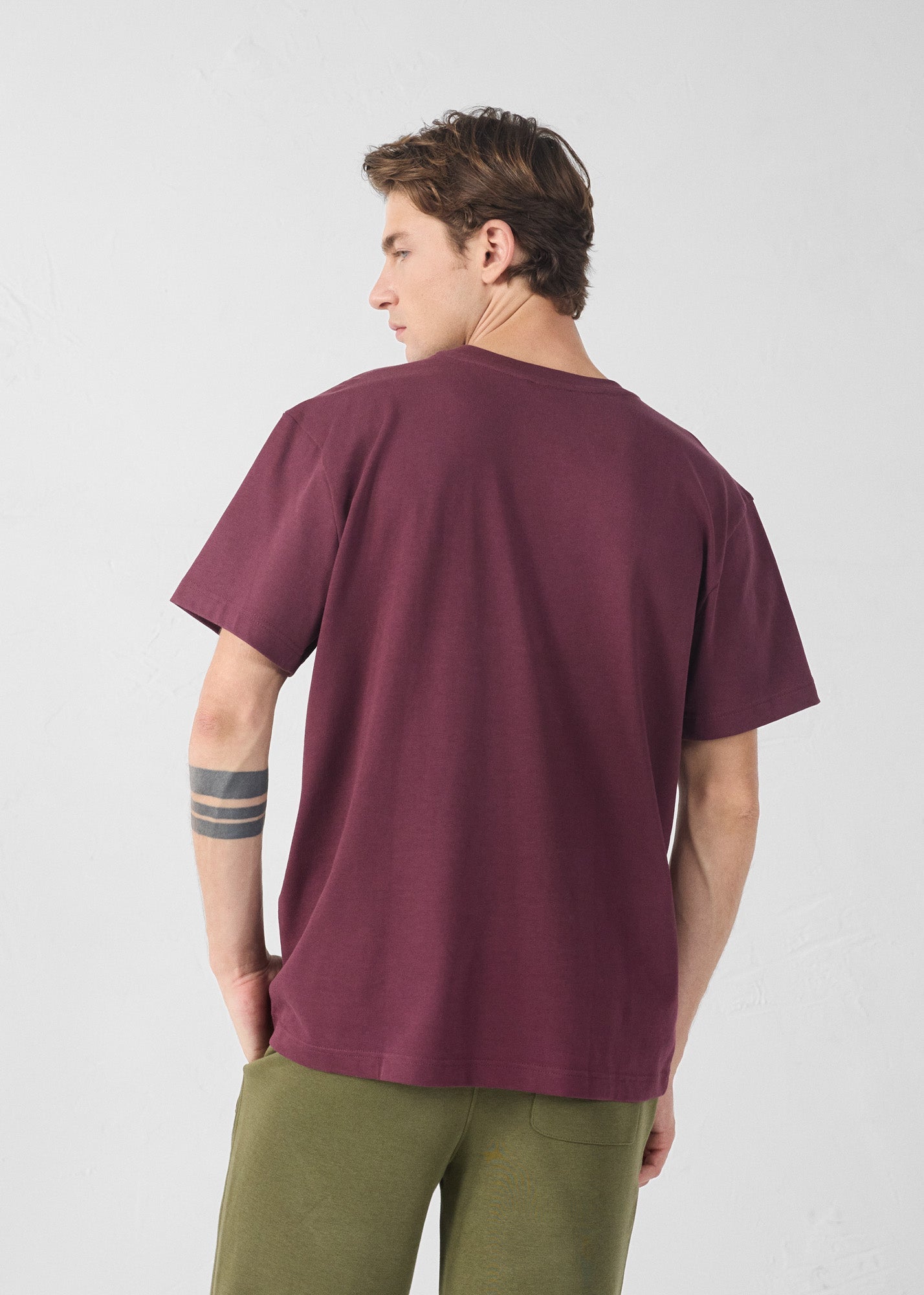 T-Shirt à col rond Cerise noire Andrea