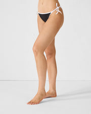 Bas de maillot de bain brésilien Noir/blanc Maddie bottom