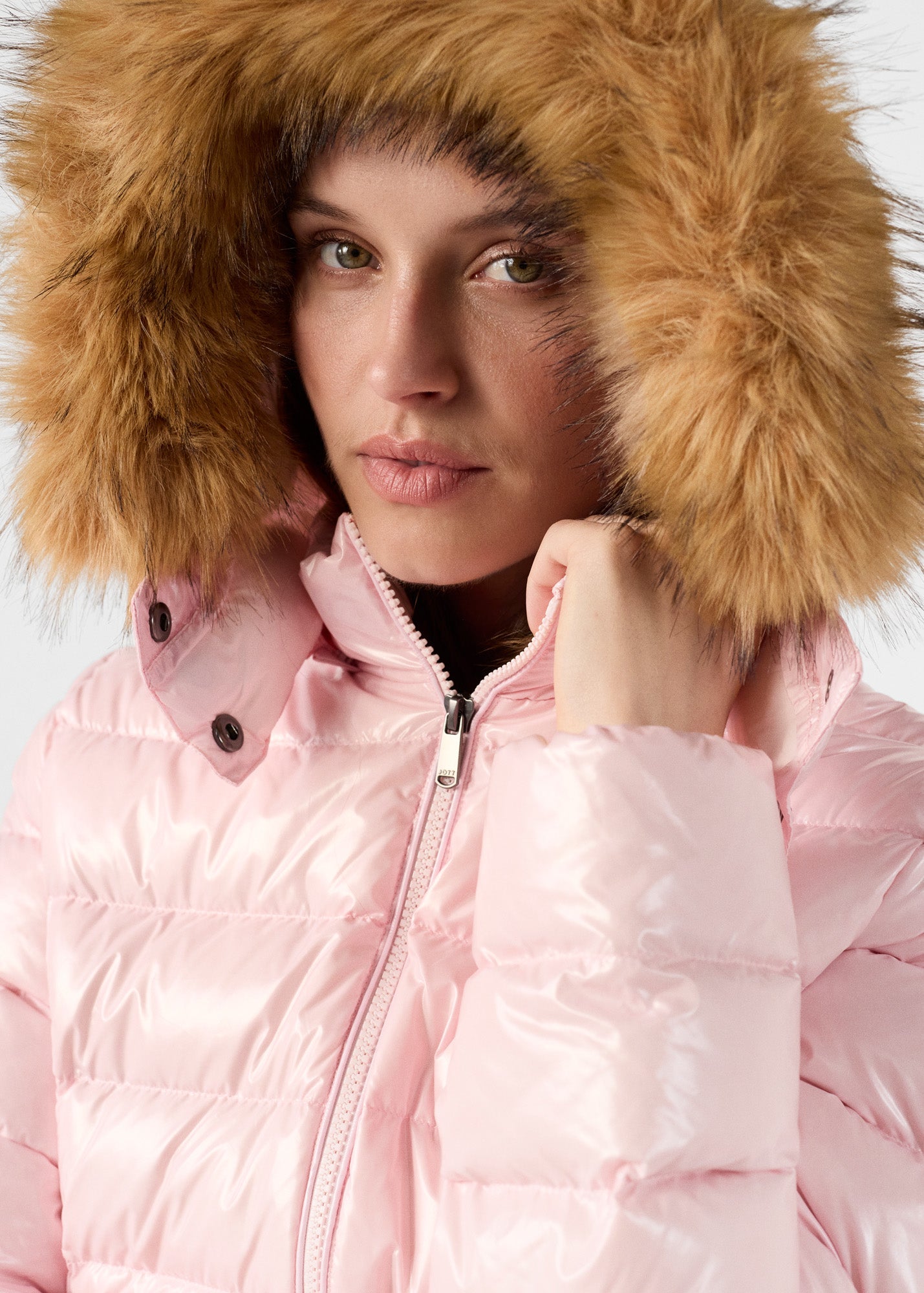 Doudoune à capuche Grand Froid Rose pétale Luxe laquée